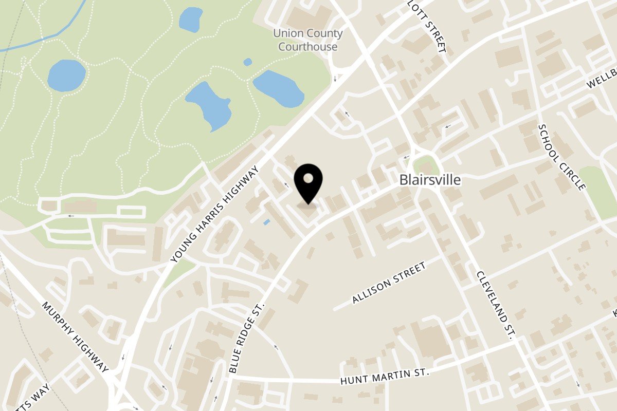 Map showing the location of Vincent's Coppertop Restaurant & Pub on 130 Blue Ridge St in Blairsville